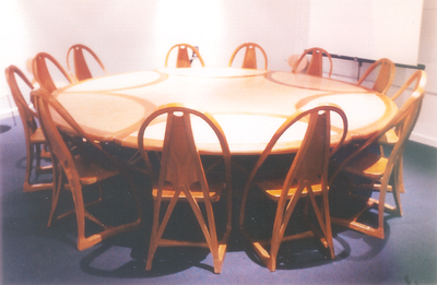 Meeting table